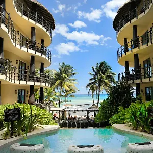 el-taj-ocean-front-and-beachside-condo-hotel.quintano-roohotels.com/